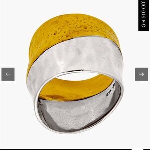 Size 5 through 12, notify after size purchases. Rain or Shine Ring new